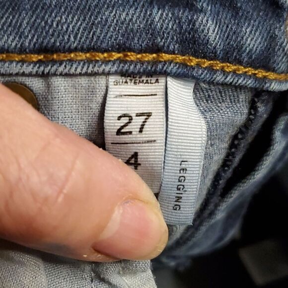 Ann Taylor jeans size 4, Inseam 29 - Picture 6 of 8